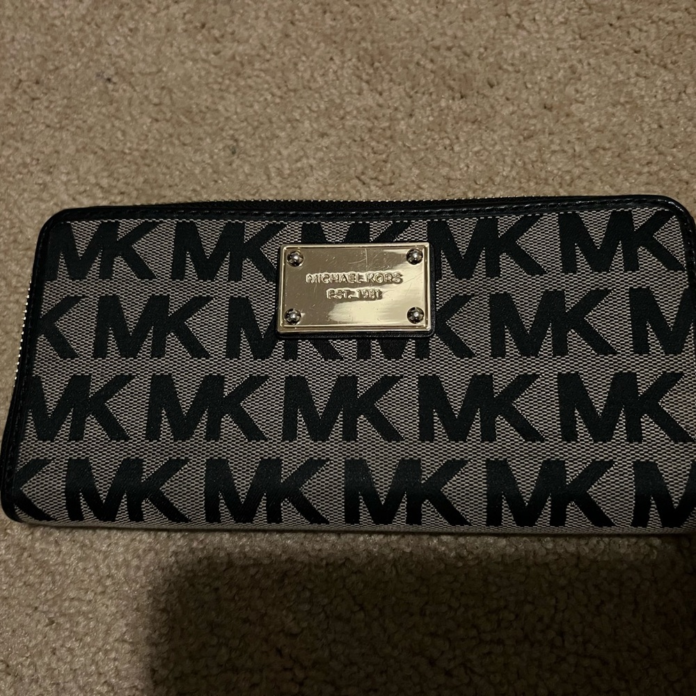Michael Kors clutch